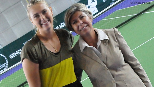 maria_sharapova_2011_tenis_istanbul